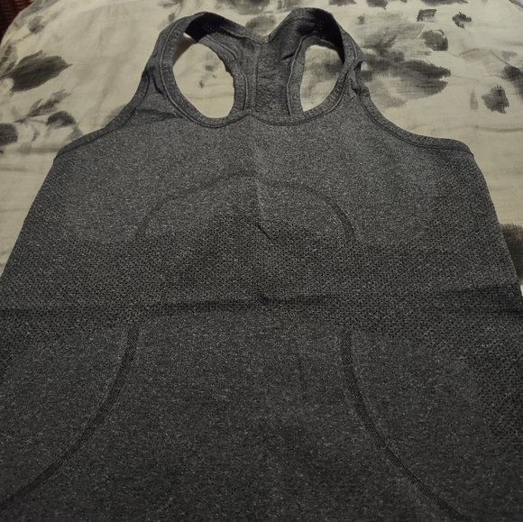 Lululemon Swiftly Tech Racerback - Picture 7 of 11